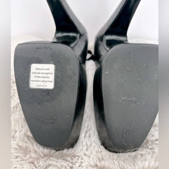 BALENCIAGA DESIGNER BLACK LEATHER PUMPS HAND MADE ITALY ALMOND TOE BUCKLE SZ 7 - Picture 11 of 16